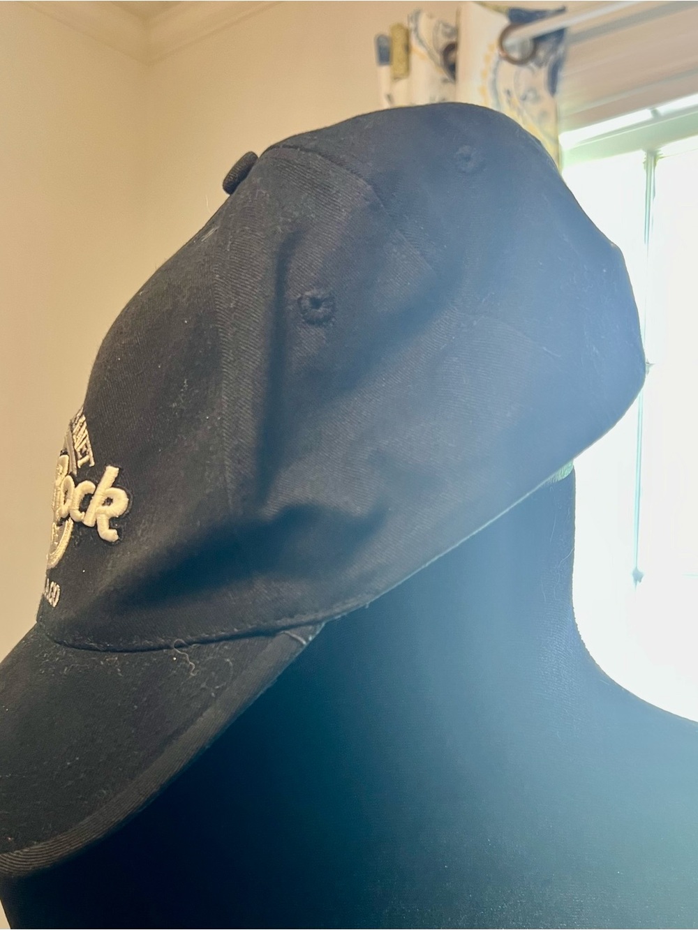 Hard Rock Cafe Black Baseball Cap with White Embroidered Logo - Chicago - Picture 2 of 7